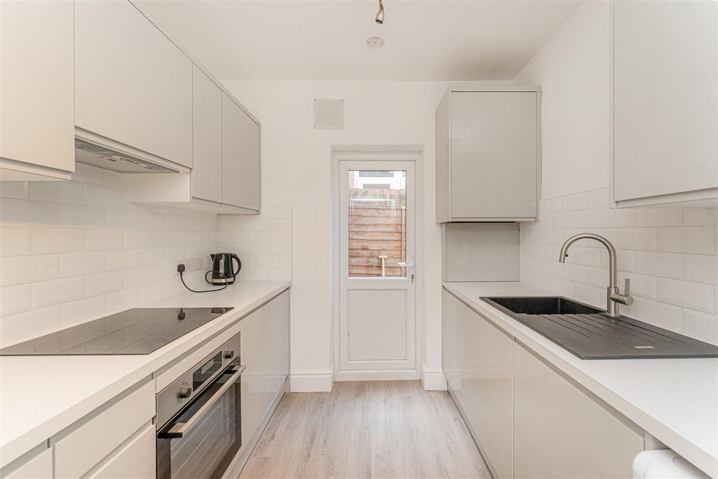 Property photo 1 of 18 5.Jpg
