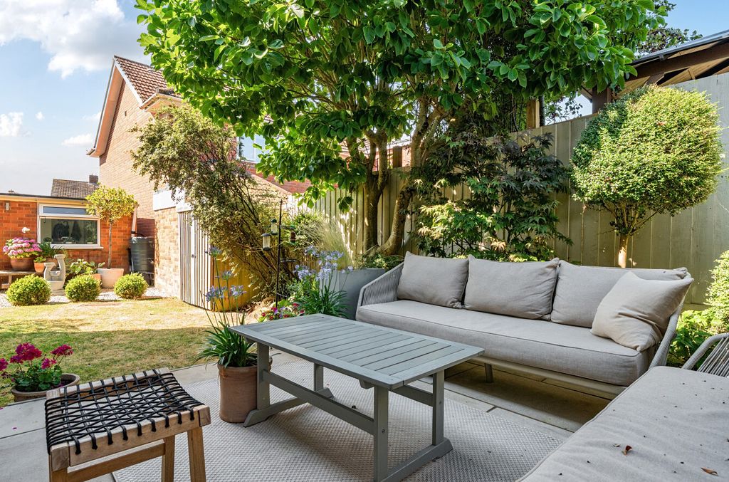 Property photo 2 of 19 2 - 1492544-31-6A58Bc...