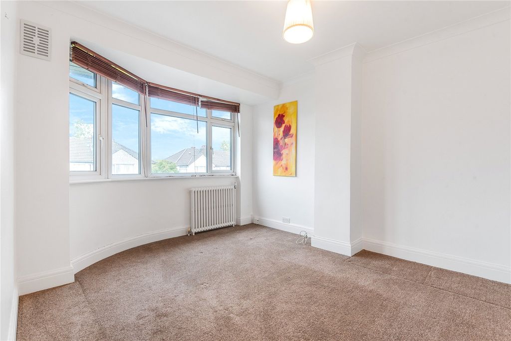 Property photo 3 of 25 Picture No. 05