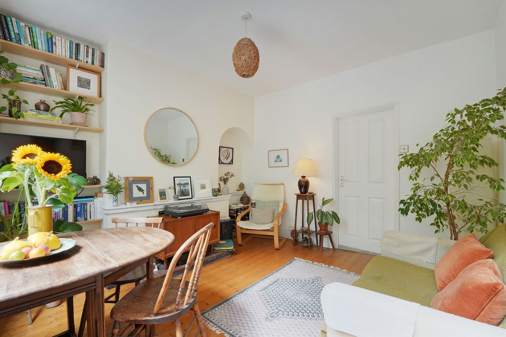 Property photo 1 of 21 Living / Dining