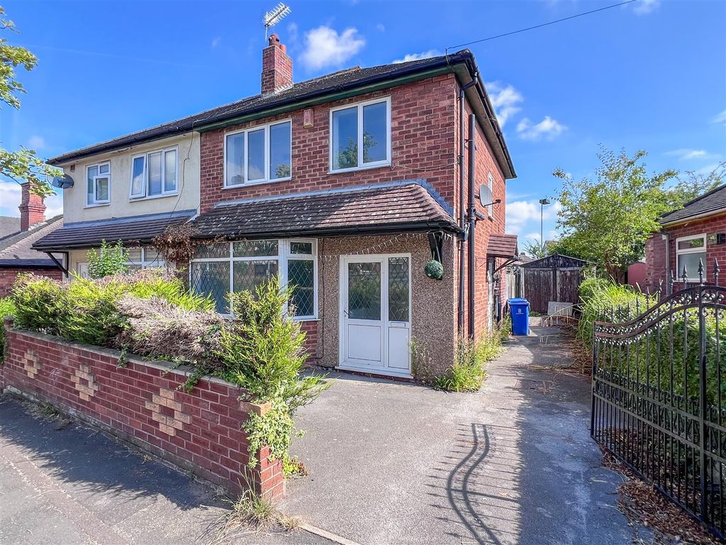 Property photo 1 of 21 Frontage