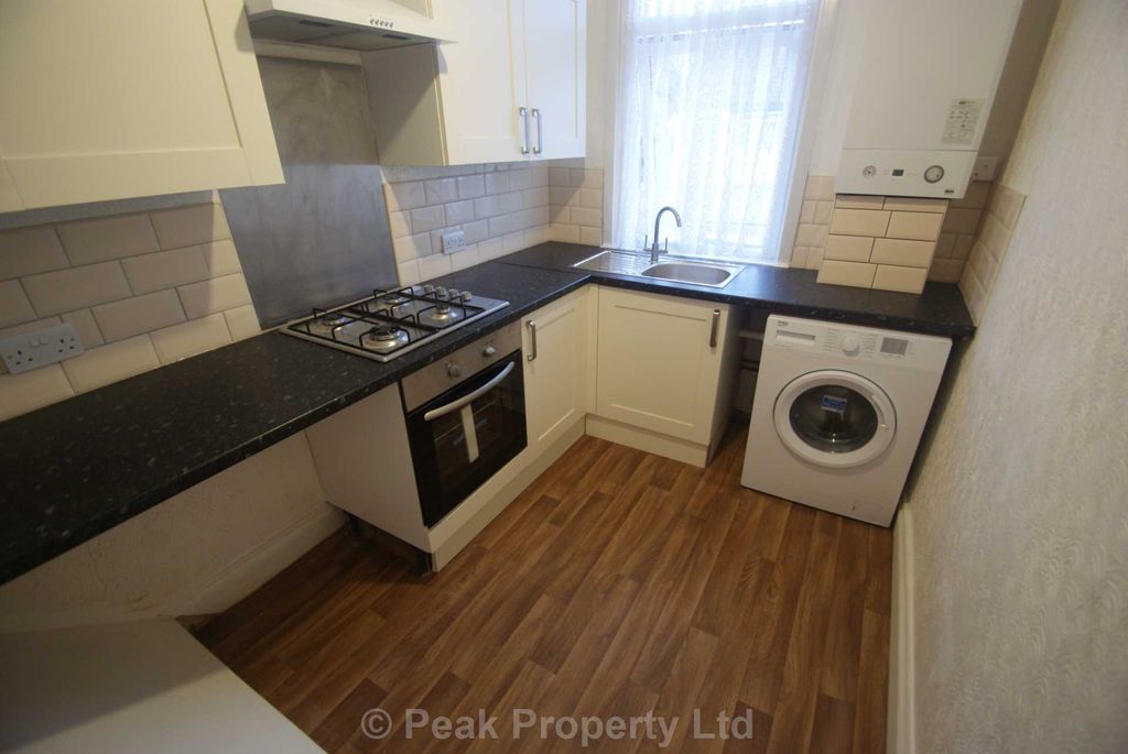 Property photo 2 of 6