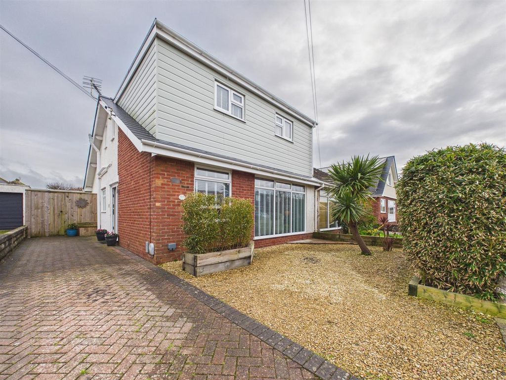 Property photo 1 of 25 Cam02295G0-Pr0393-Still030.Jpg