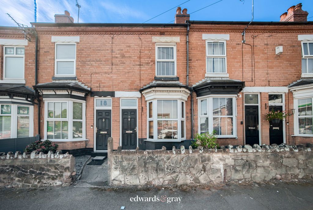Property photo 1 of 18