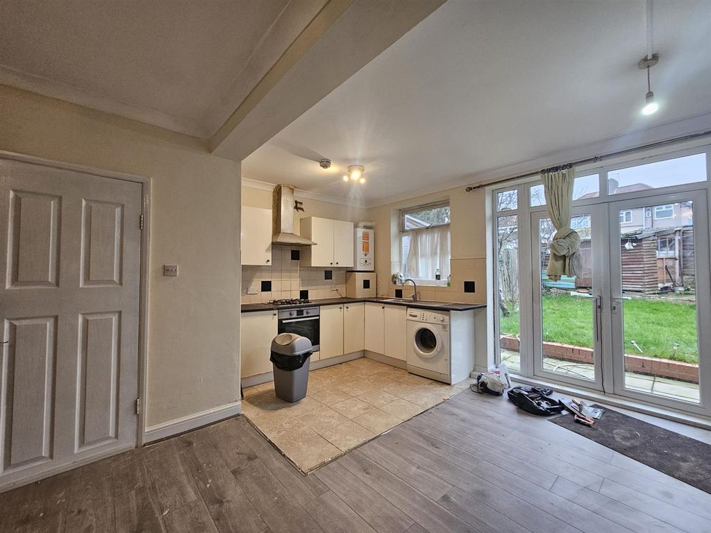 Property photo 2 of 13 Kitchen/Diner