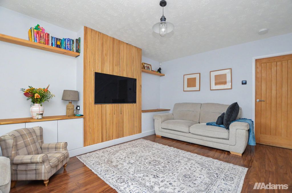 Property photo 2 of 15