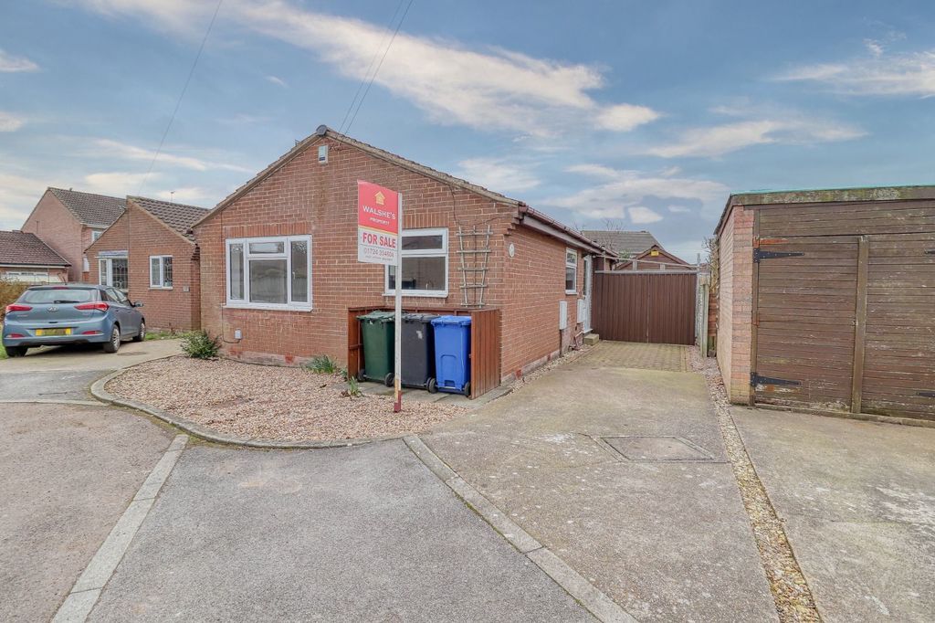 Property photo 1 of 10 Frontal