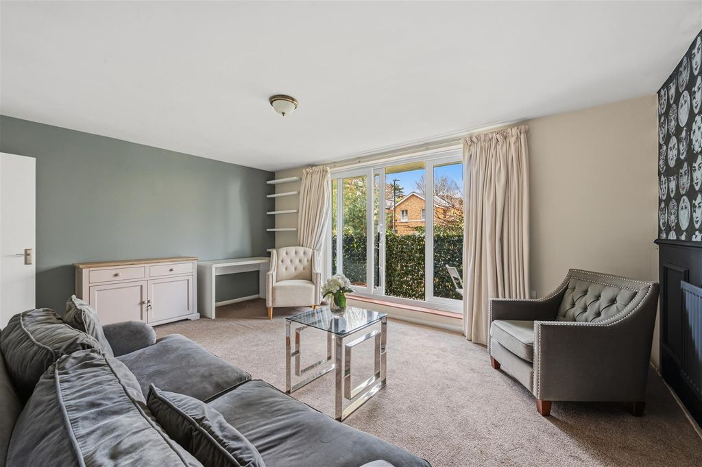 Property photo 2 of 16 2