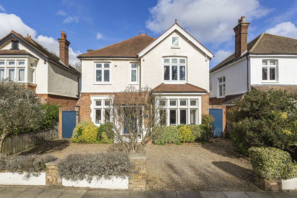 Property photo 1 of 12