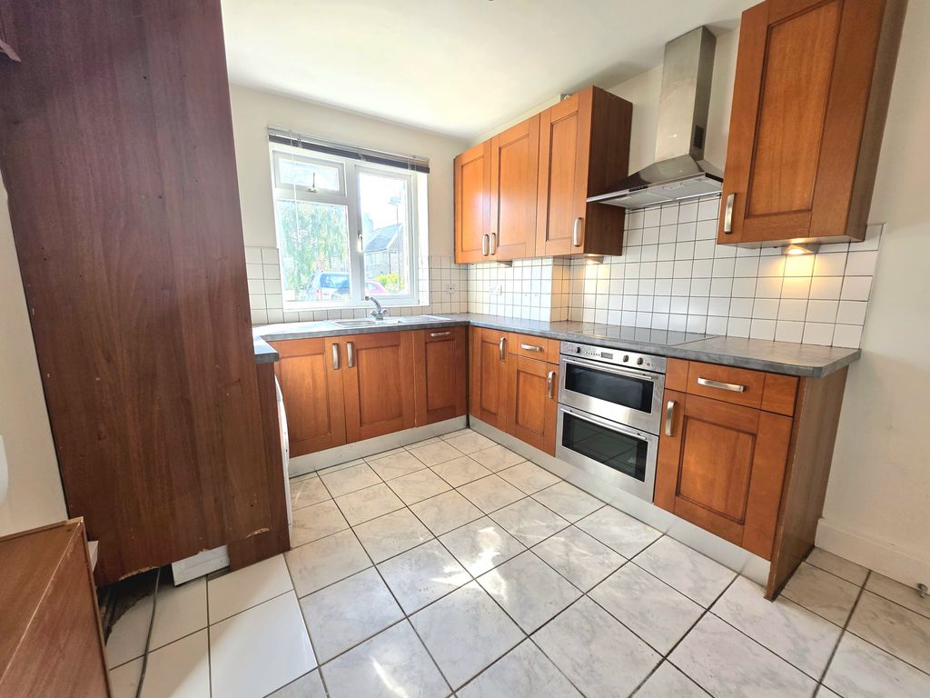 Property photo 2 of 15 2