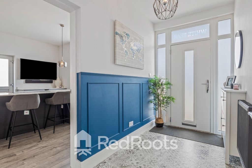 Property photo 3 of 36 4038774
