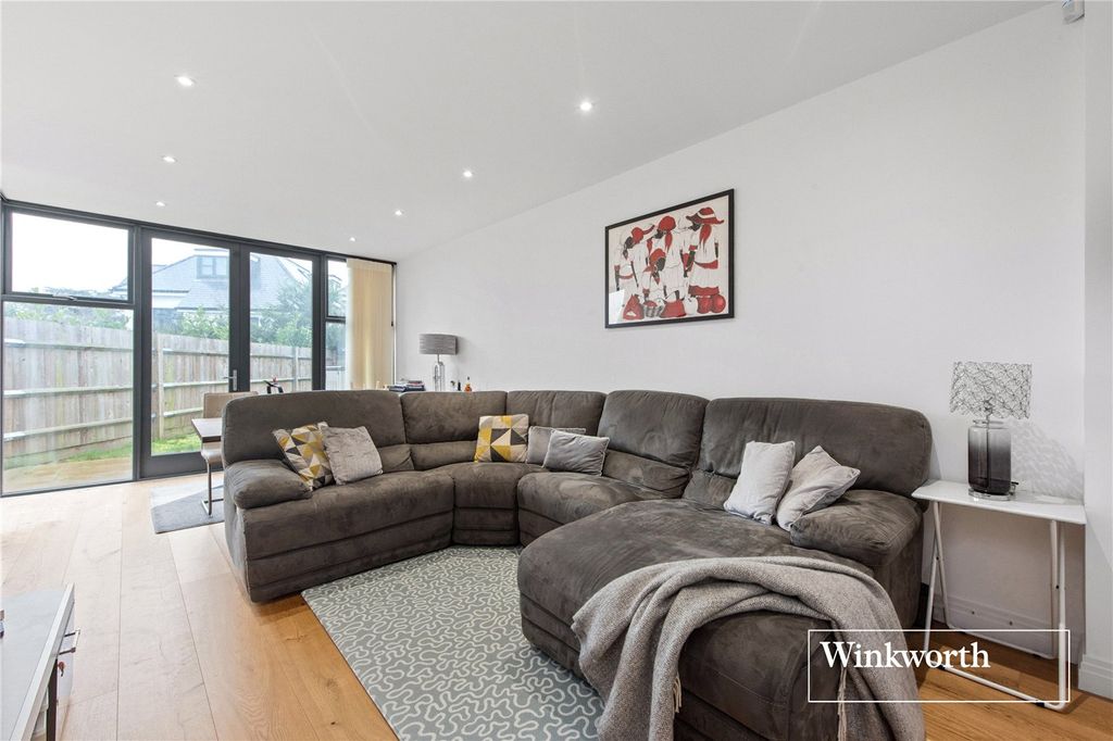 Property photo 3 of 17 Picture No. 07