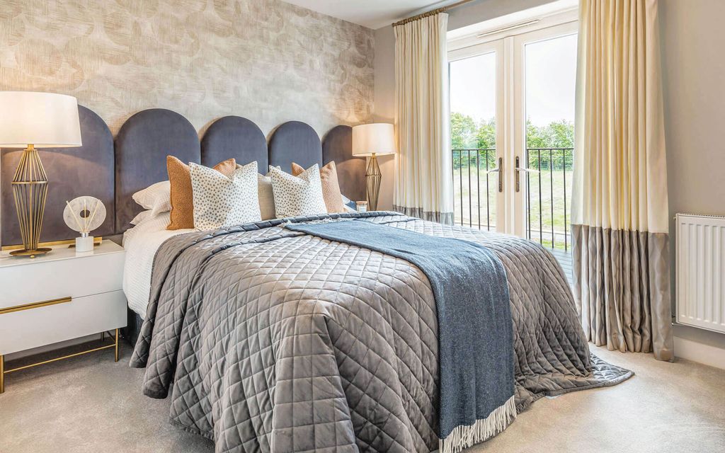 Property photo 1 of 11