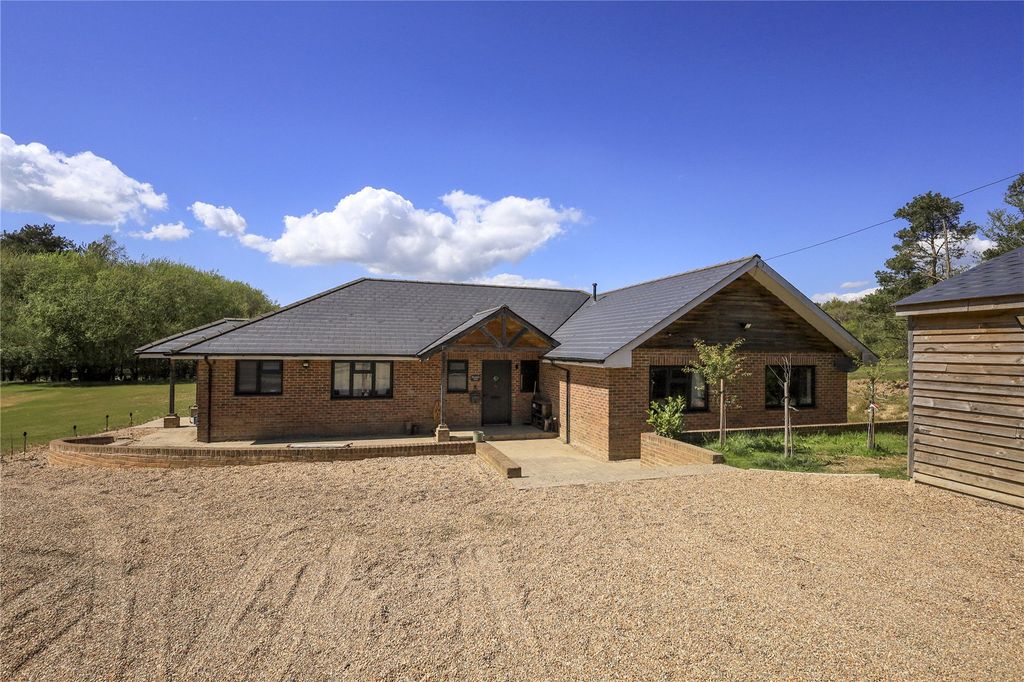 Property photo 1 of 29 Picture No. 22