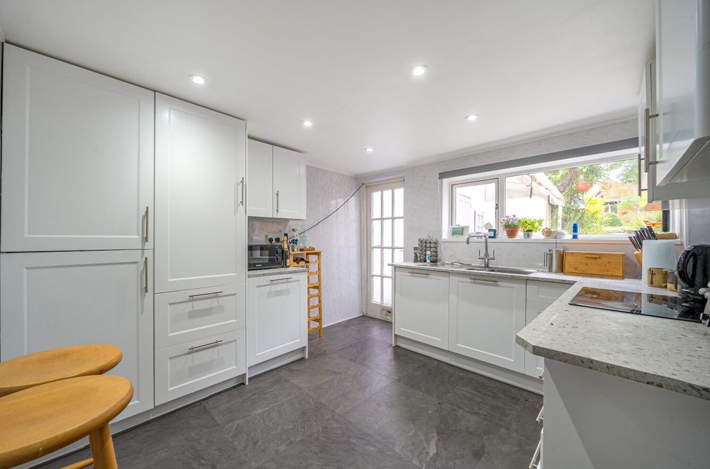 Property photo 2 of 17 1464588 (9).Jpg