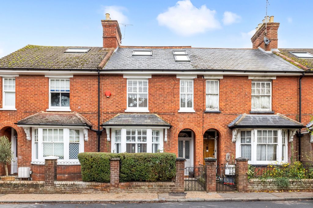 Property photo 1 of 27