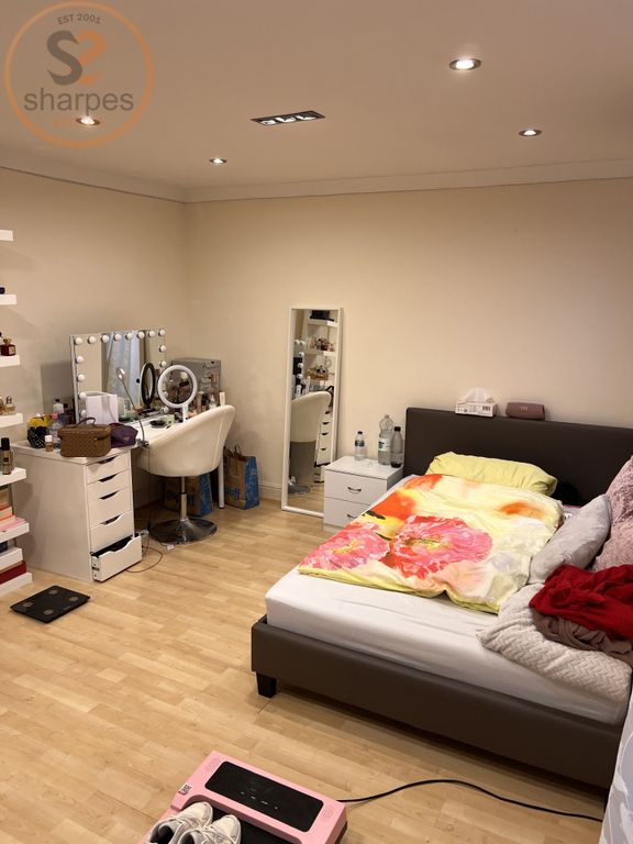 Property photo 2 of 15 A2