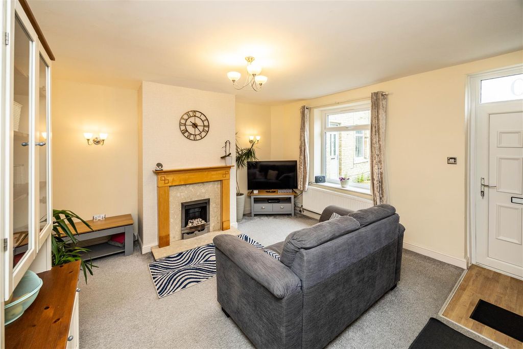 Property photo 2 of 18 10Stjshalifax-190626-5.Jpg