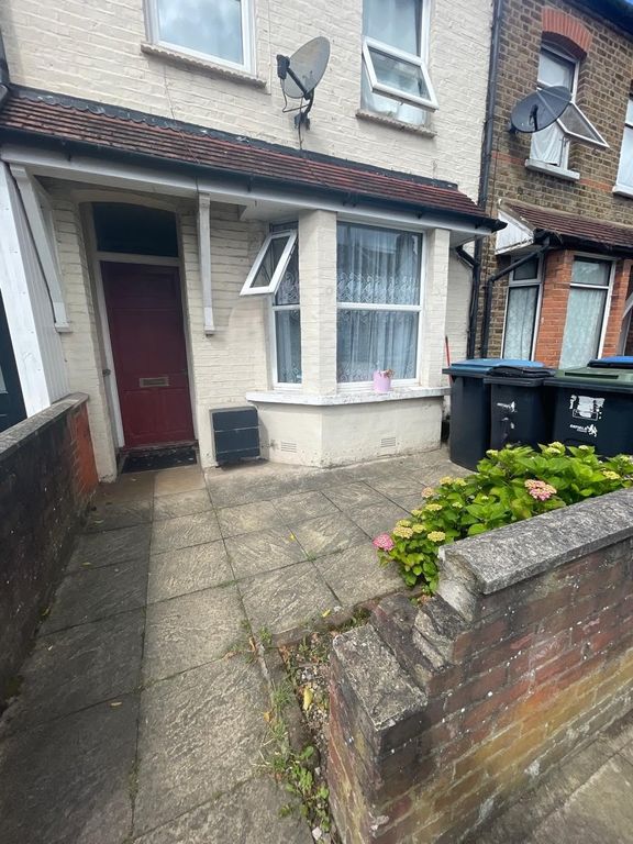 Property photo 1 of 10 1