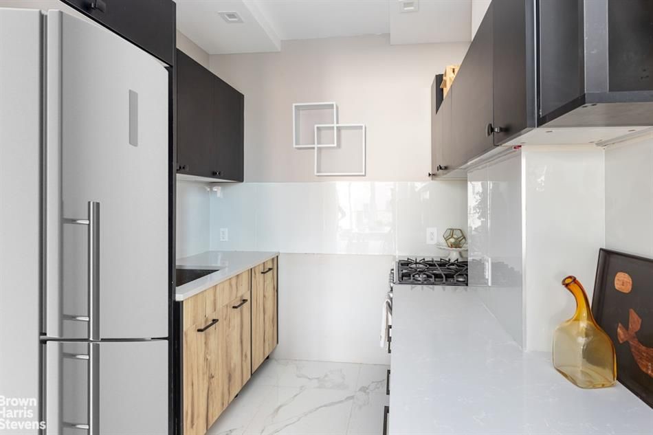 Property photo 3 of 8 <Alttext/>