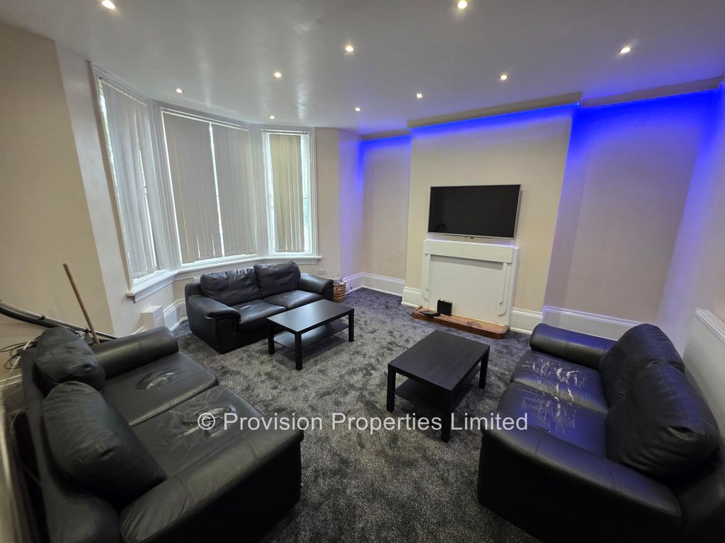 Property photo 1 of 13 Photo