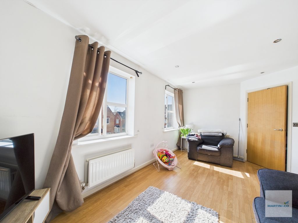 Property photo 3 of 10