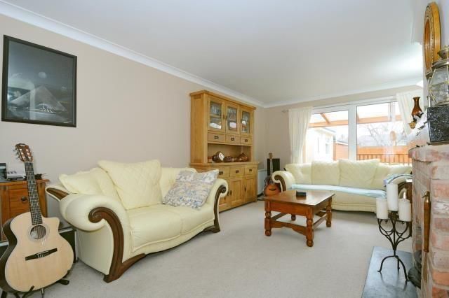 Property photo 2 of 9 Living Room 1