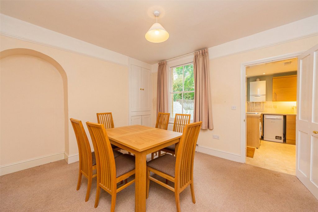 Property photo 3 of 9 Picture No. 24