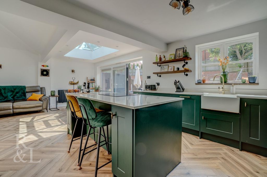 Property photo 2 of 32 B (11).Jpg