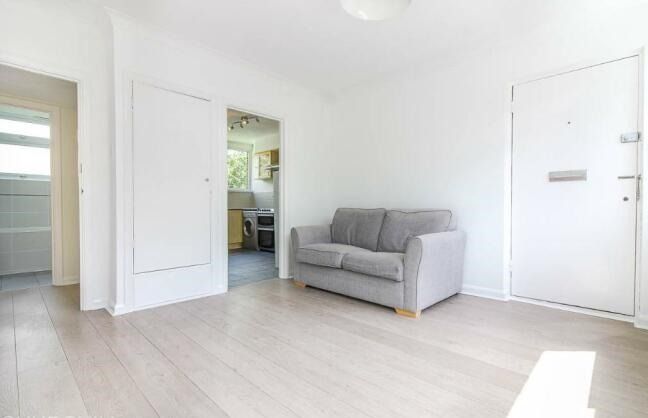 Property photo 3 of 9 5391763