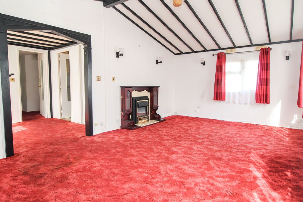 Property photo 2 of 11 Living Room