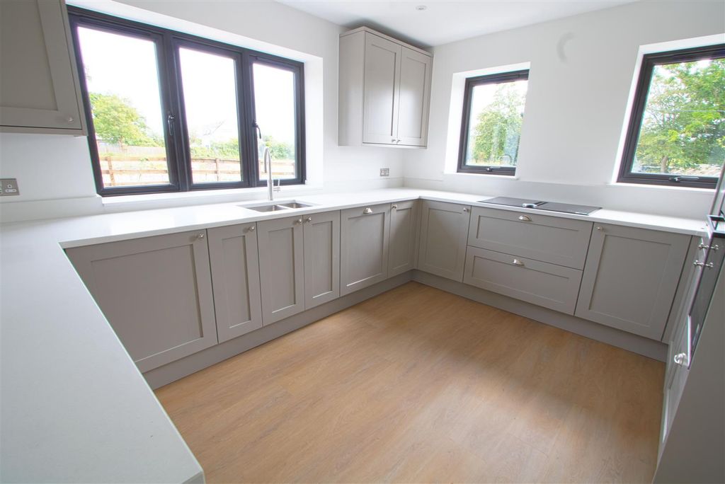 Property photo 2 of 16 Kitchen.Jpg