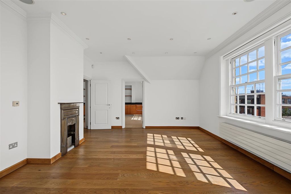 Property photo 2 of 12 2.Jpg