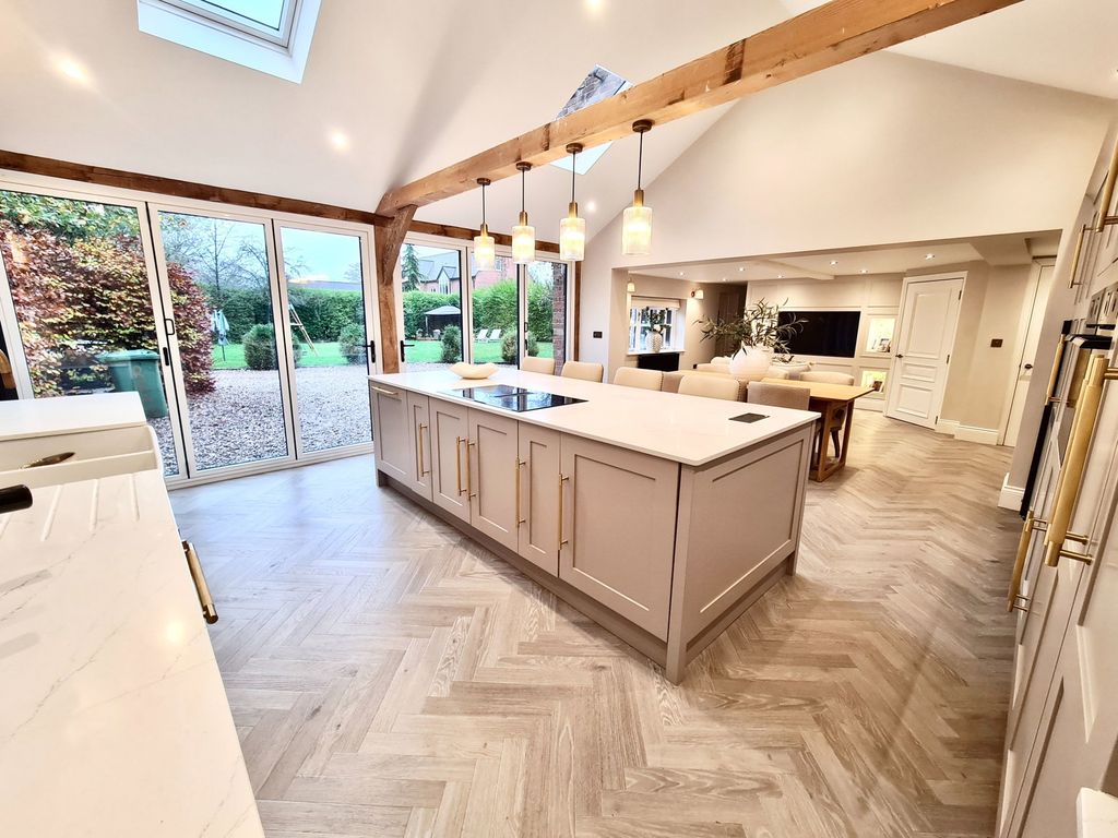 Property photo 1 of 51