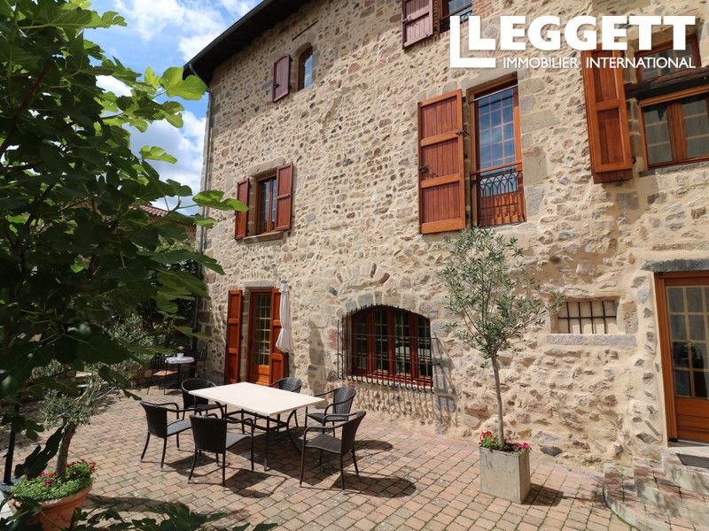 Property photo 2 of 10