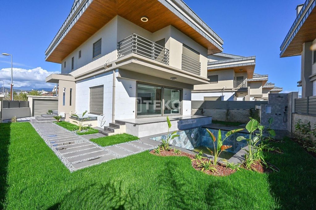 Property photo 1 of 52