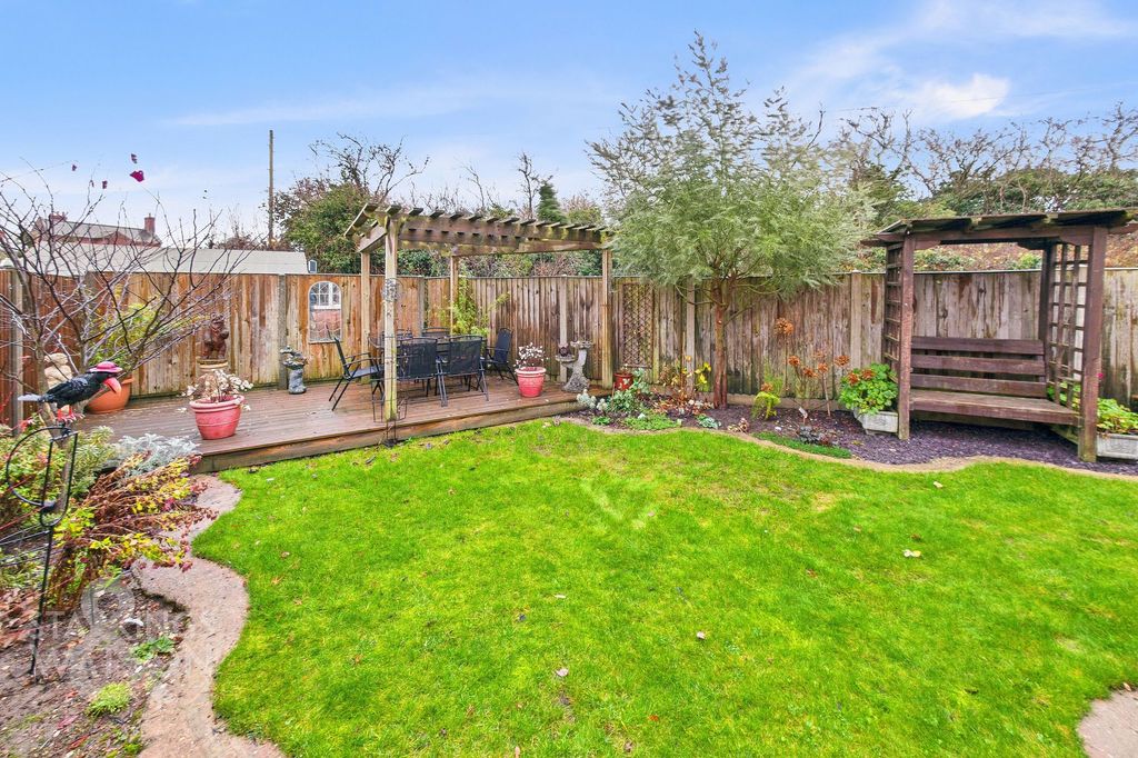 Property photo 1 of 29