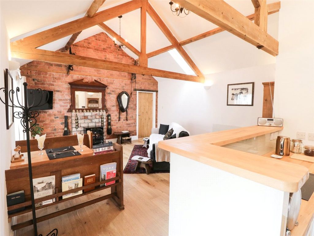 Property photo 2 of 9 Picture No. 03