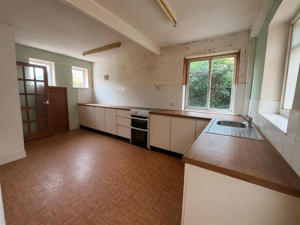 Property photo 3 of 17 Cebf1d05-F992-4654-B627-c28984E9E38c.Jpg