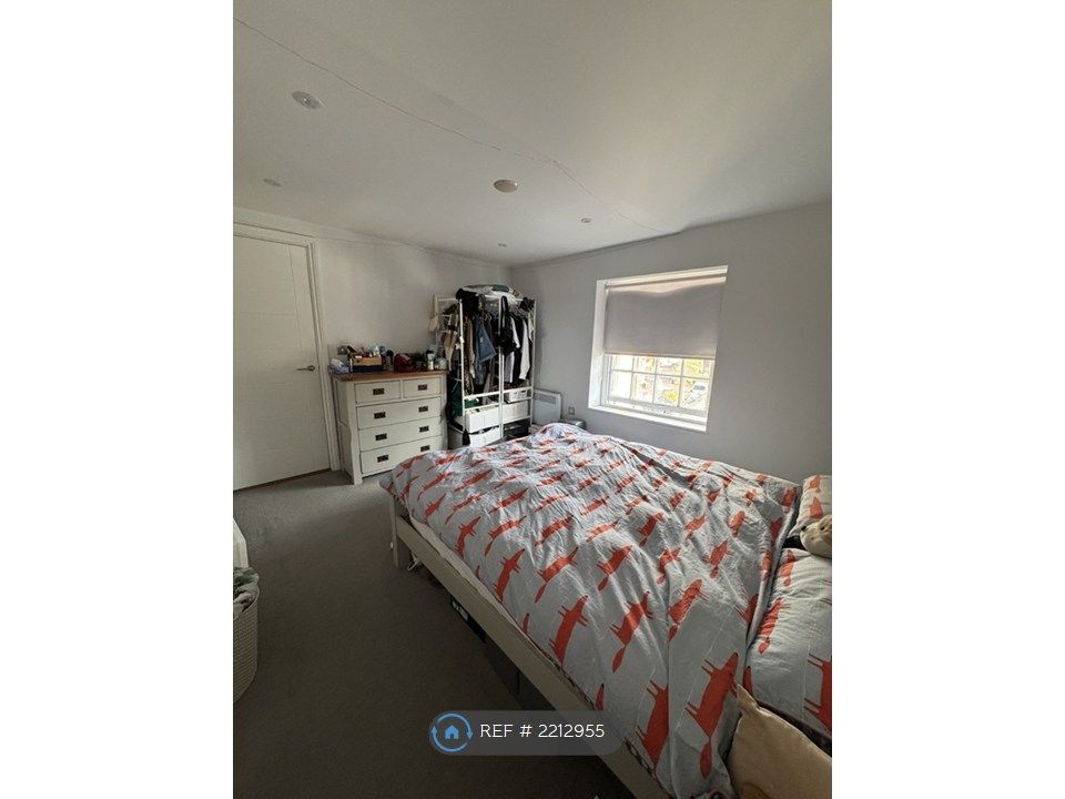Property photo 3 of 8
