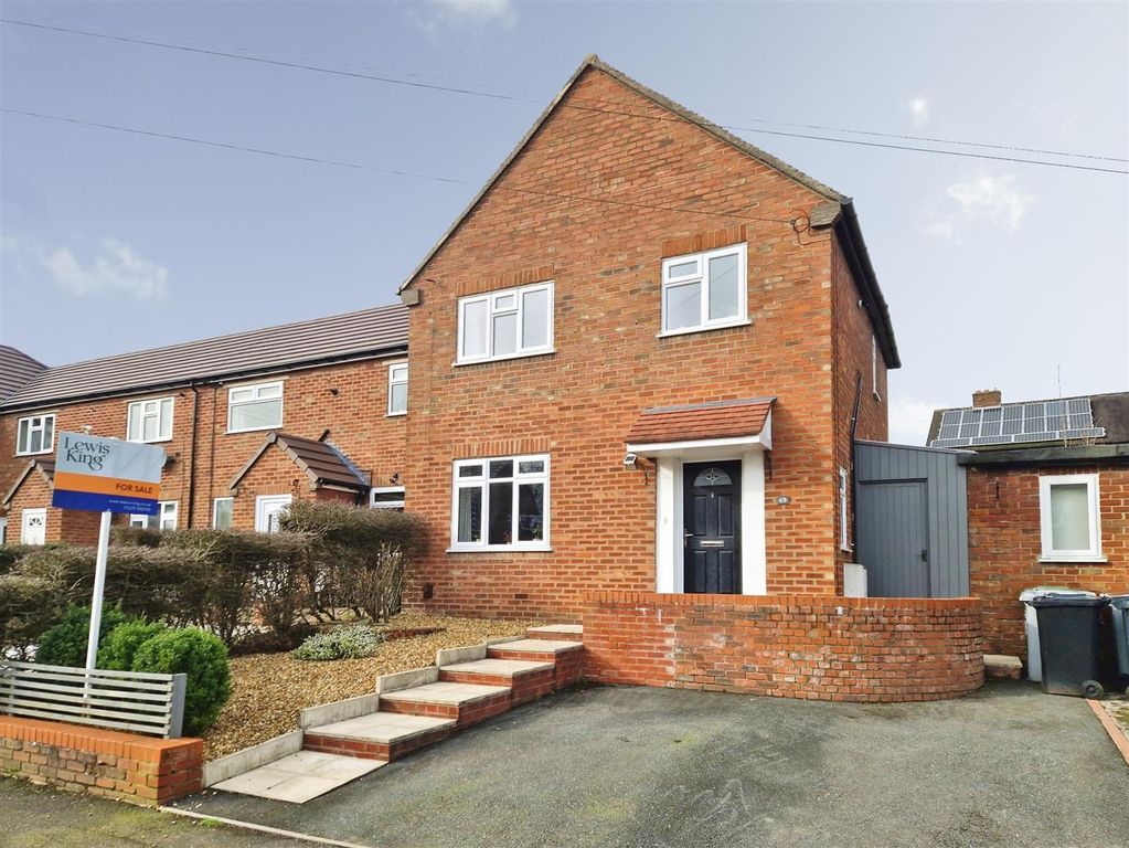 Property photo 1 of 18 External