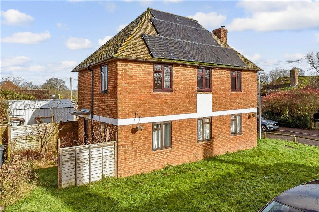 Property photo 2 of 12 Front (Web)