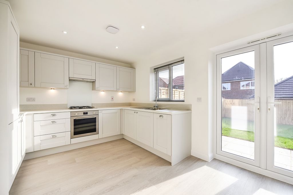 Property photo 2 of 18 Sketch_Ph18_5720747