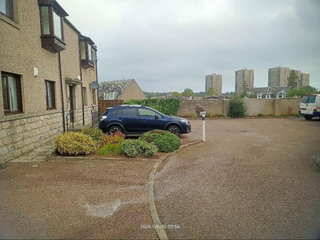 Property photo 3 of 21