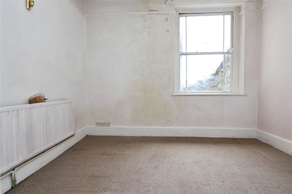 Property photo 3 of 11 Picture No. 20