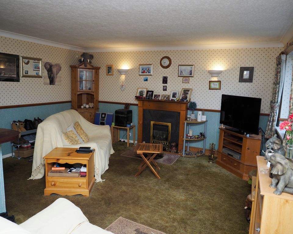 Property photo 3 of 14