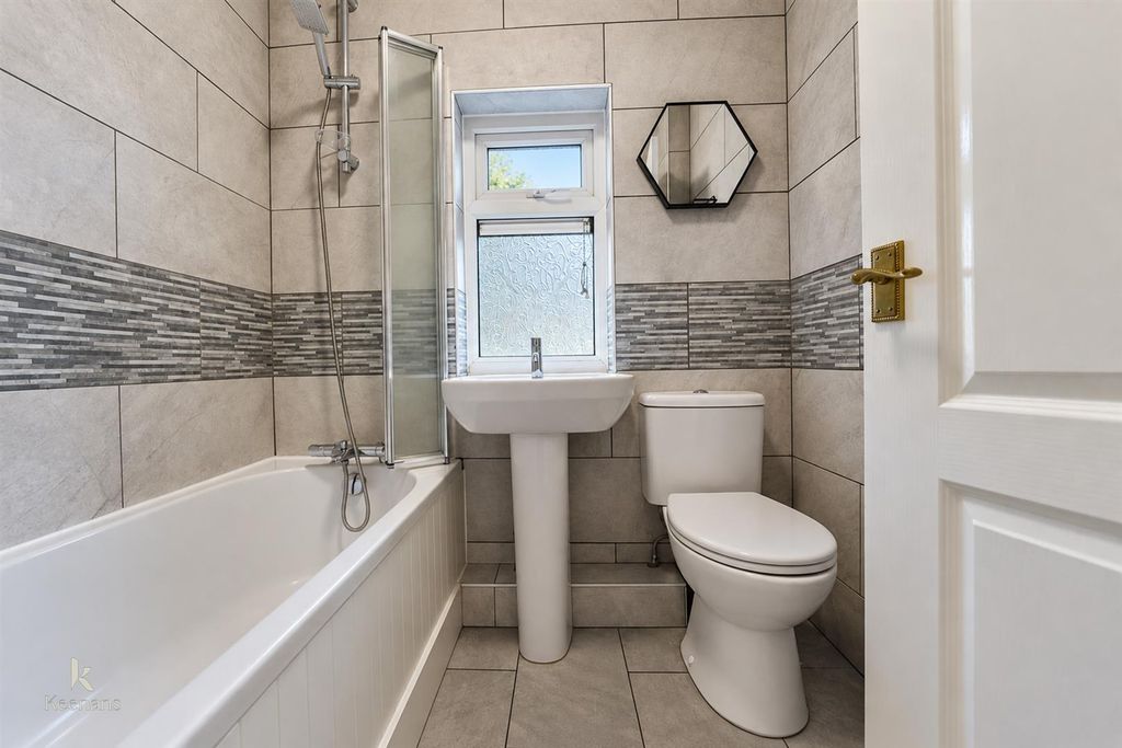 Property photo 3 of 22 13.-07.Jpg