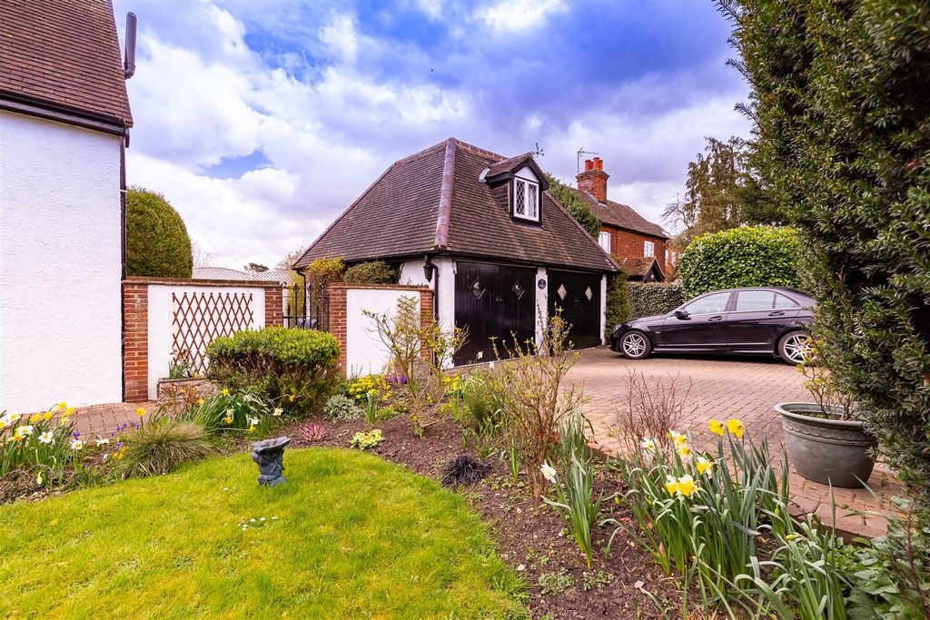 Property photo 3 of 27 Fox Cottage (40).Jpg