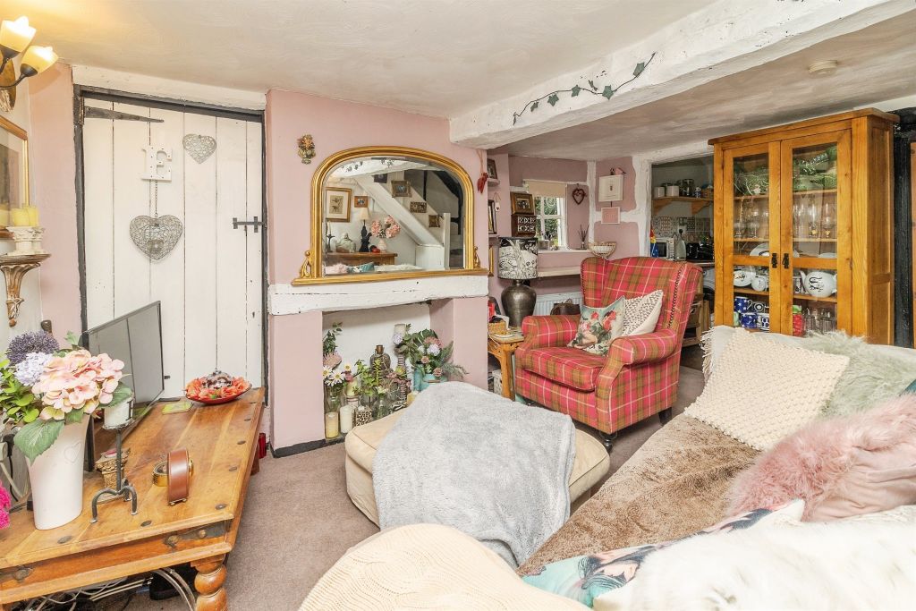 Property photo 3 of 17