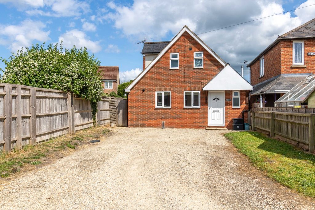 Property photo 1 of 9 External